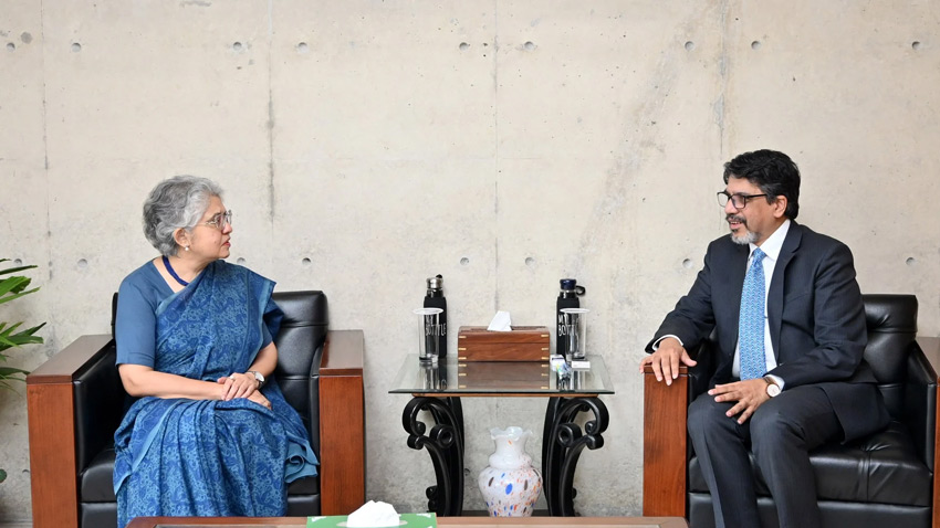 UNHCR Representative in Bangladesh Sumbul Rizvi and Foreign Secretary Md. Jashim Uddin. Photo: MoFA