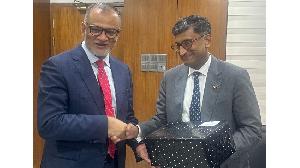 Dhaka touts Mirsarai economic potential, urges Canadian invest