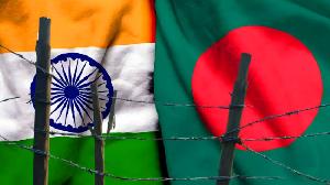 Bangladesh urges India to halt unilateral push-ins