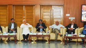 Reform dialogue: Political parties agree on emergency reform