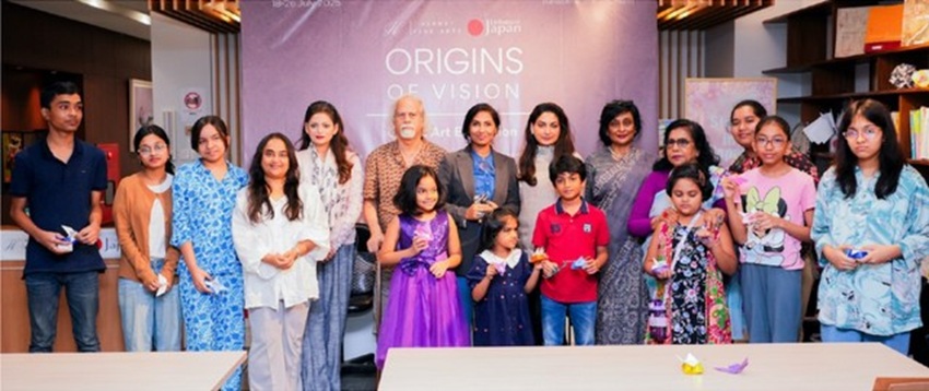 Photo: HerNet Fine Arts’ debut exhibition 