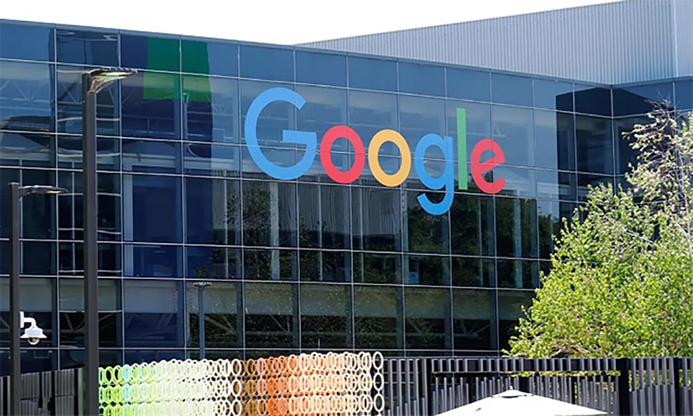 Google Outside Google to invest $15 bn in India, build largest AI hub outside US