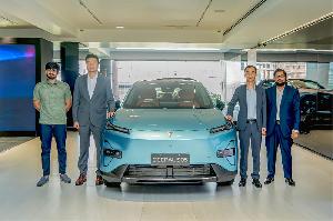 Govt offers up to 60pc bank loan, other incentives to promote electric cars