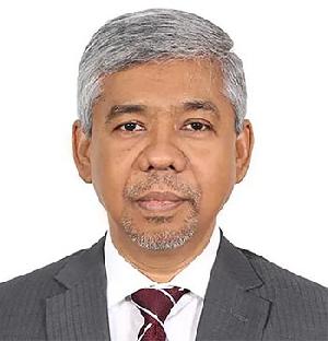Dollar surge, not duties, behind price hike of imported goods: NBR Chairman