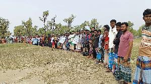 Thrust on freeing canals from illegal occupation