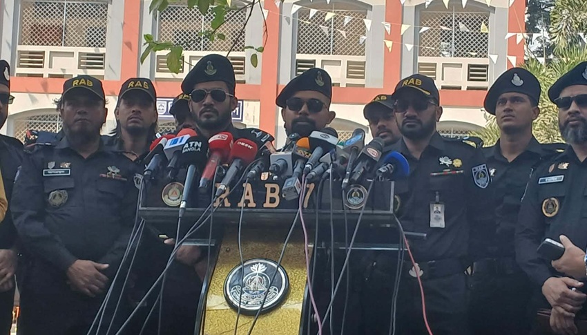 বাংলাদেশে অনলাইন শিক্ষার চ্যালেঞ্জ: ইন্টারনেট সংযোগ ও ডিভাইসের অভাব প্রধান সমস্যা