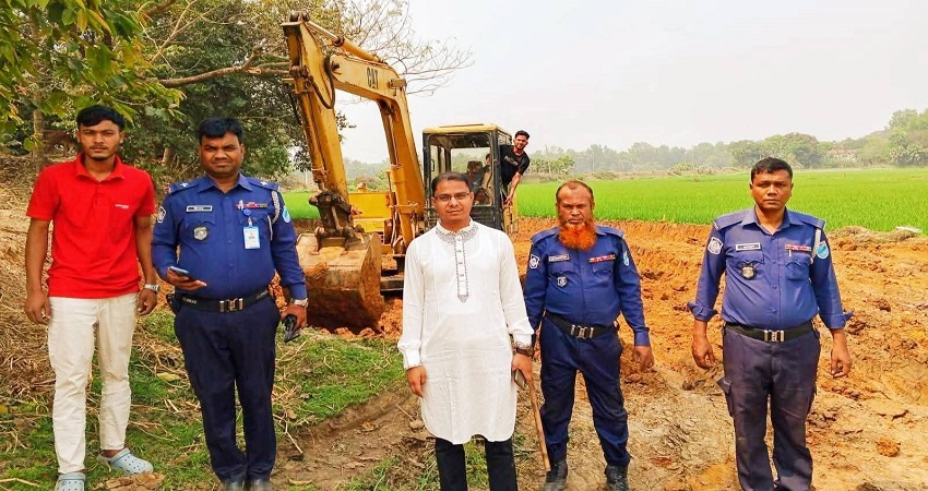 বাংলাদেশে অনলাইন শিক্ষার ভবিষ্যৎ: চ্যালেঞ্জ ও সম্ভাবনা নিয়ে নতুন গবেষণা প্রকাশ