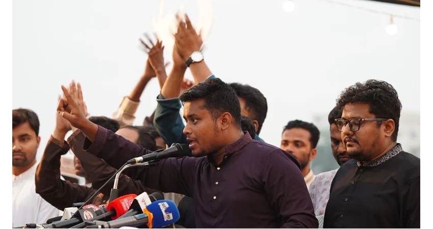 বিএনপি-জামায়াতের সংগ্রাম অব্যাহত, হাসিনাকে ফেরত আনার চেষ্টা চলবে: হাসনাত আবদুল্লাহ
