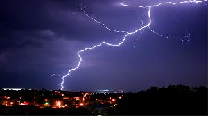 Sudden hailstorms lash country, killing 3