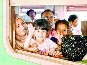 Govt doing best for smooth Eid journey: Minister