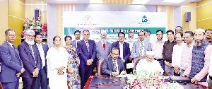 Uttara Bank signs deal with Titas Gas