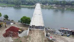 Tk 30cr bridge remains unusable in Naogaon