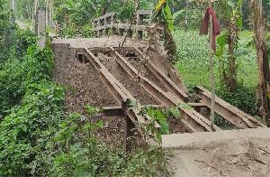 Bauphal bridge awaits repairing for 6 years 