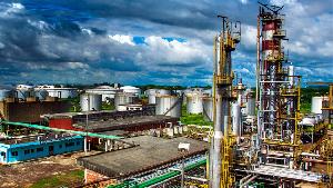 Only state-owned refinery 'shuts down'