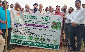 Minister opens paddy harvesting, tree plantation drive in Dinajpur 