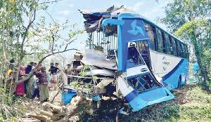 Five killed as buses collide head-on in Ctg