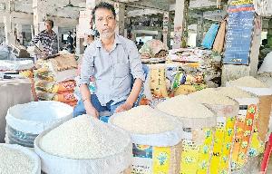 Rice prices rise in Naogaon during peak season