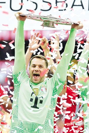 Neuer recalled to aid Germany WC bid