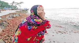 10,000 families displaced for Tentulia erosion