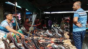 Blacksmiths in Sirajganj busy as Eid demand for tools rises