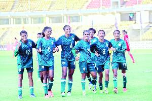 Ritu's magic, Sagorika's late strike send BD into final