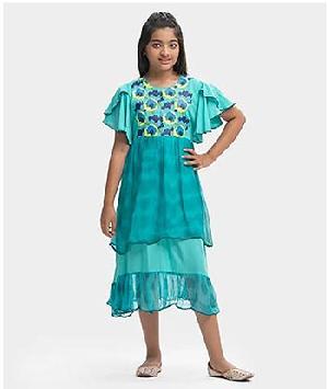 Cool, light and comfortable: Kids' heatwave fashion