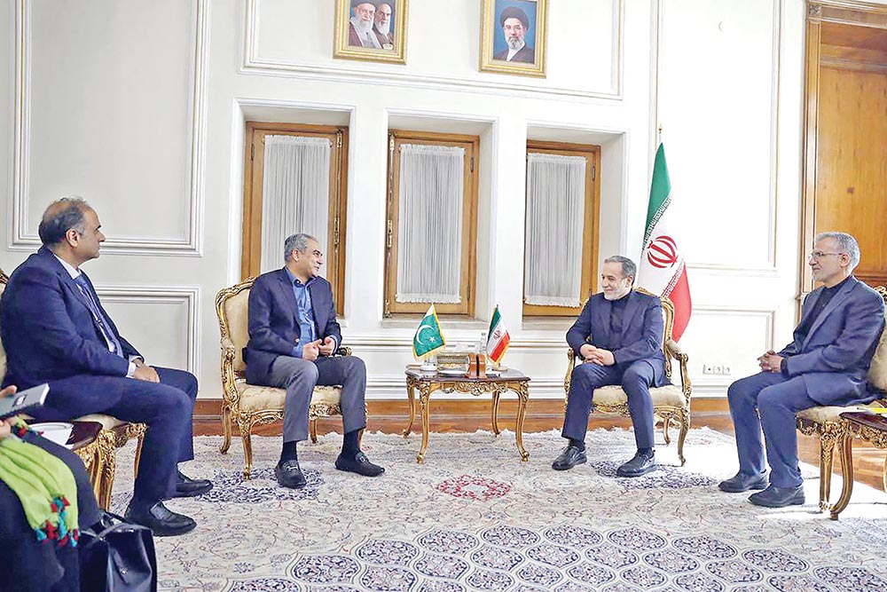 Tehran hosts Pakistan’s Naqvi amid diplomatic uncertainty