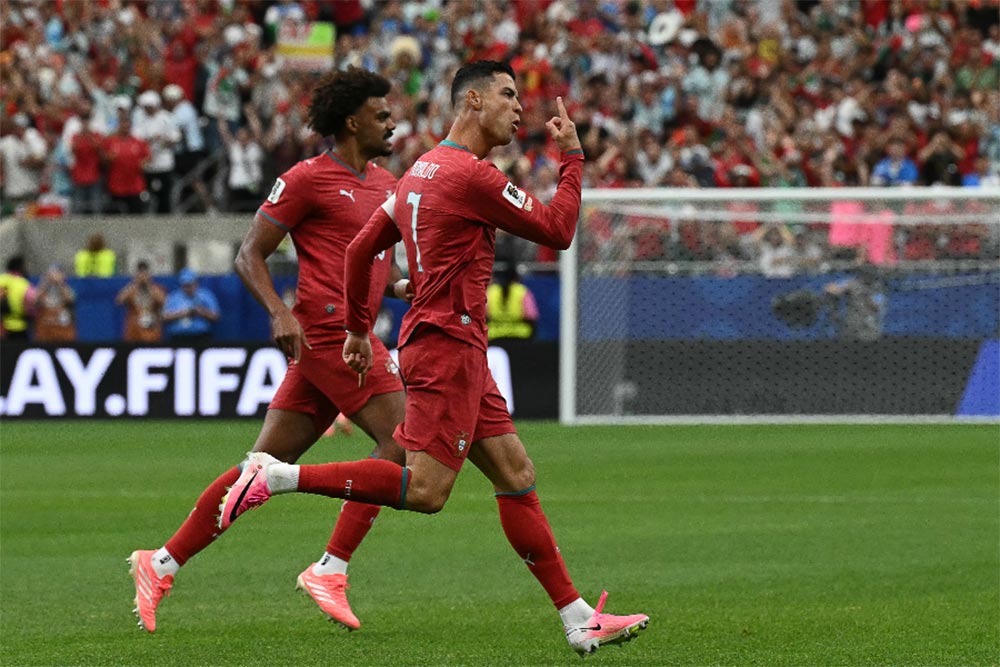 Ronaldo delights in silencing critics after 'attacks'