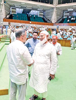 Tarique Rahman Greets Opposition Leader Dr Shafiqur in Parliament