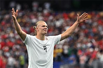 Haaland hailed as 'greatest' after more WC heroics