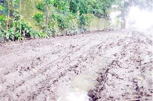 Years of neglect leave Patharghata road in ruins
