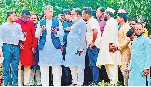 Home minister for swift rehab in Cox's Bazar flood-hit areas 