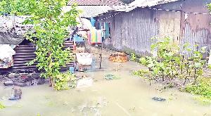 Water-logging leaves 200 families stranded at Tungipara