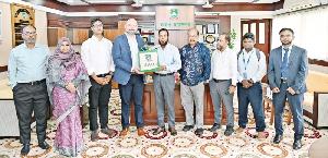 GAU VC meets delegations of two US universities
