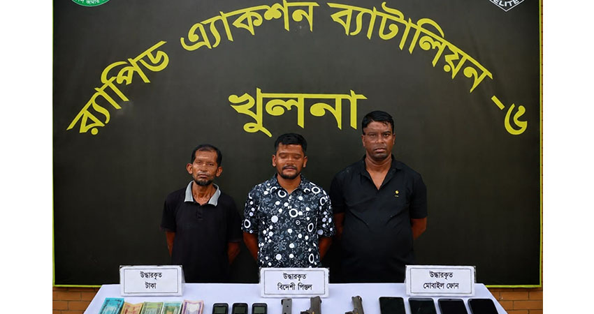 RAB arrests 3 with foreign pistols in Khulna