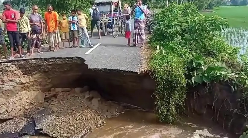 Teesta flooding disrupts movement of 2,000 families in Lalmonirhat