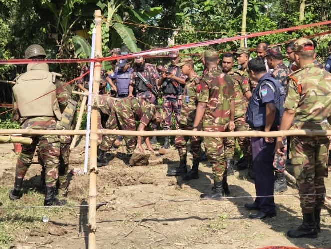 Army defuses 90 mines in Meherpur