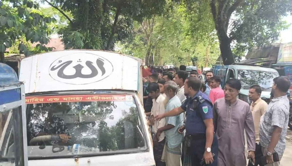 Young man found hanging over theft allegations in Sunamganj