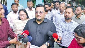 18 land officials show-caused in Narayanganj