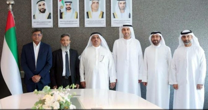 Bangladesh Ambassador to the UAE Tareq Ahmed and RAK Chamber Chairman Mohamed Ali Al Nuaimi, along with other officials