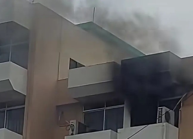 Fire breaks out at Khulna hotel