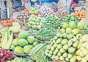 Prices of fish, vegetables increase in Meherpur