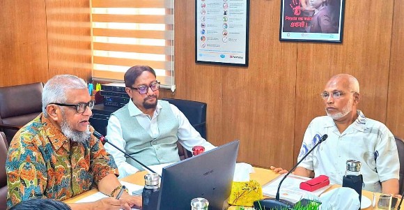Meeting held over handover of Kalurghat labour welfare facility