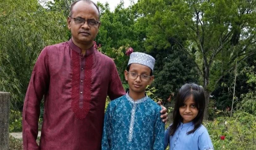 Teacher loses wife, two children in road crash