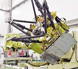 Japan launches mission to collect samples from Mars Moon