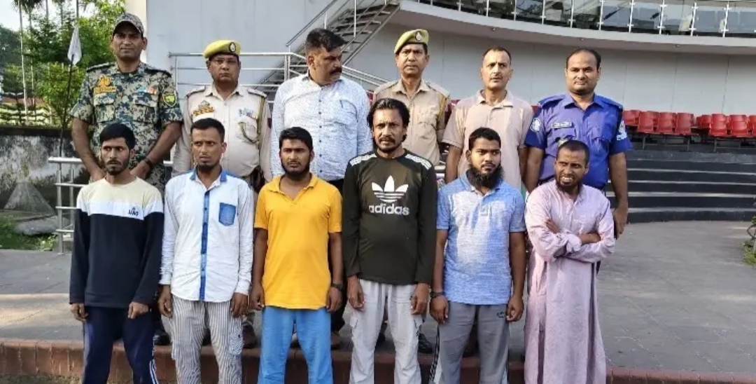 Six Bangladeshis return home after jail terms in India