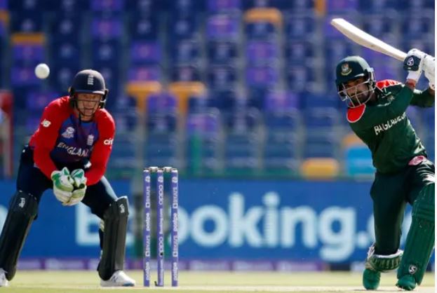 Bangladesh's Liton Das in action as England's Jos Buttler looks on (Reuters)
