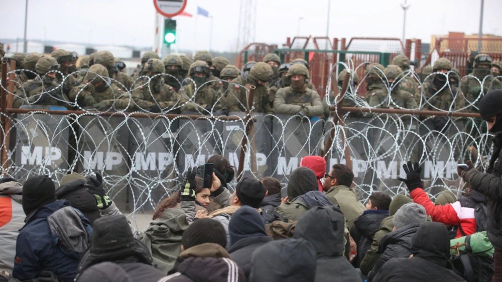 Belarus, Poland violating human rights at border: watchdog