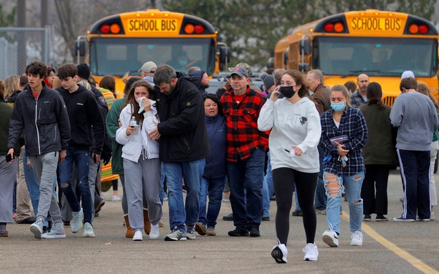 3 students killed in Michigan school shooting, suspect arrested