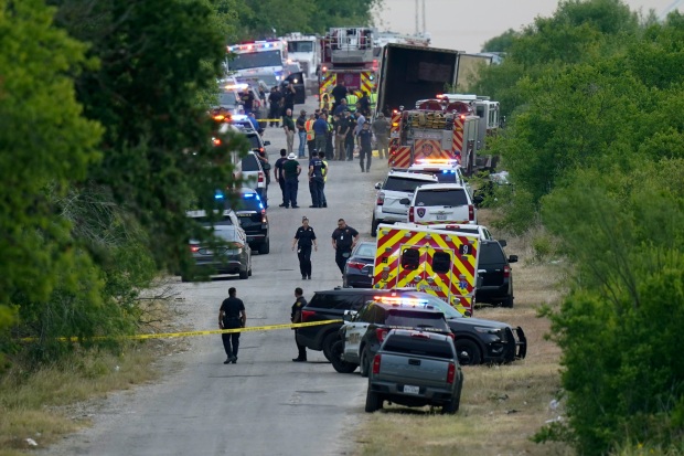 'Stacks of bodies': 46 dead migrants found in 18-wheeler in Texas